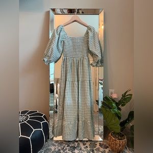 Puff sleeve midi dress